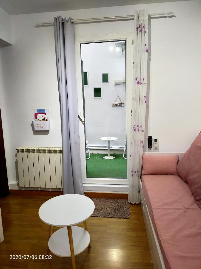 Pension Travesia Del Laurel Logroño Exterior foto