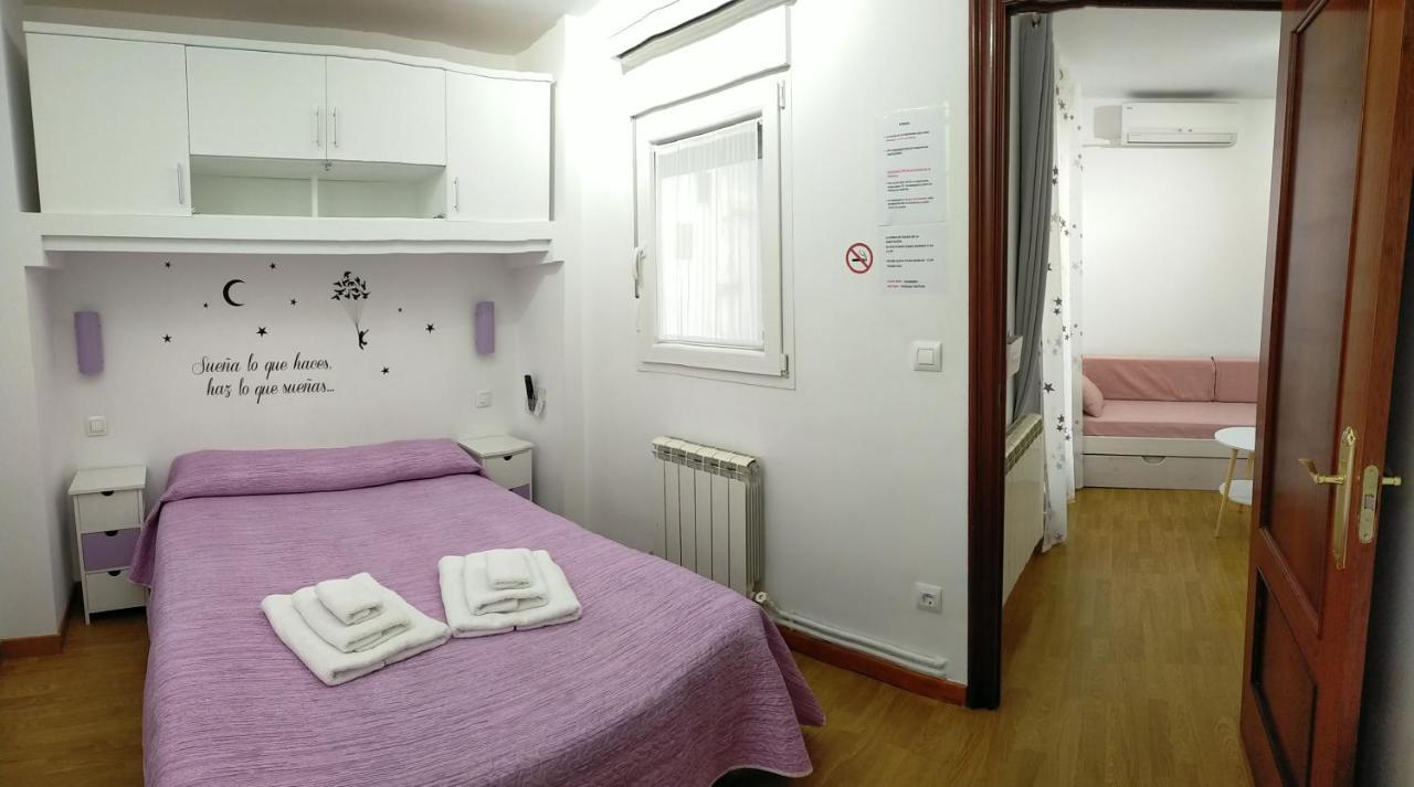 Pension Travesia Del Laurel Logroño Exterior foto