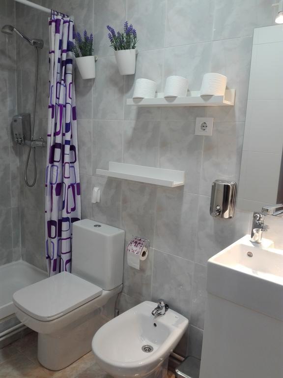 Pension Travesia Del Laurel Logroño Exterior foto
